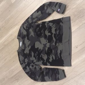 Champion Sweatshirt. Men's Size Large